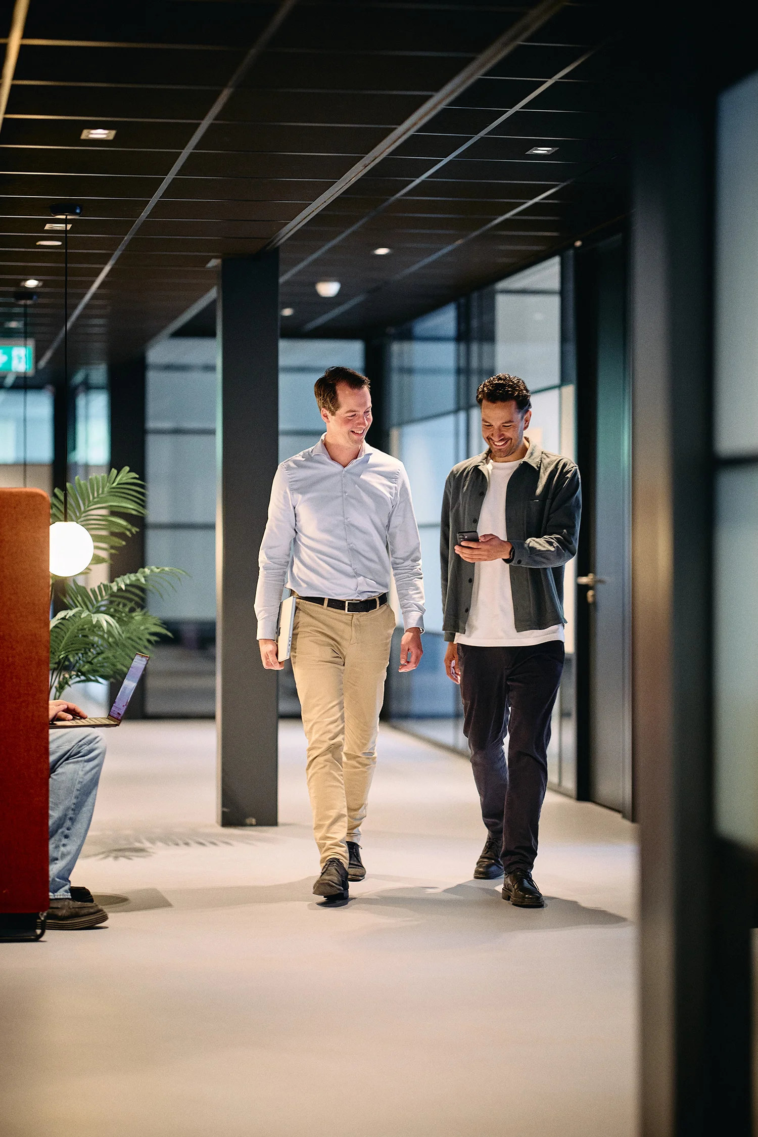 Samenwerken met marketing, communicatie en development voor website fotografie
